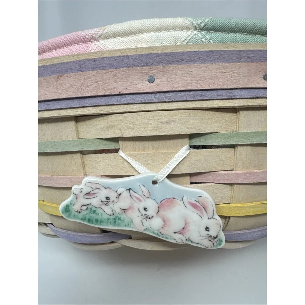 Longaberger 2001 Easter Basket Whitewashed w/Liner,  Protector & Bows, tie on